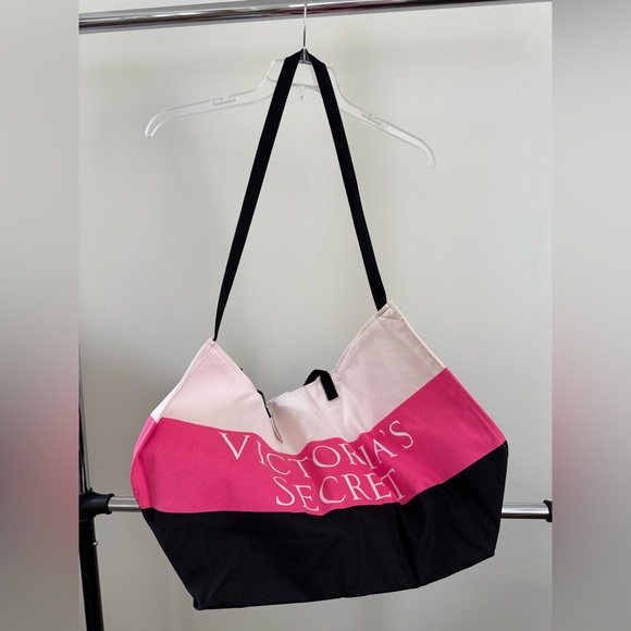 BRAND NEW Victoria's Secret Canvas Weekender Tote Bag Great Gift! - Picture 3 of 5